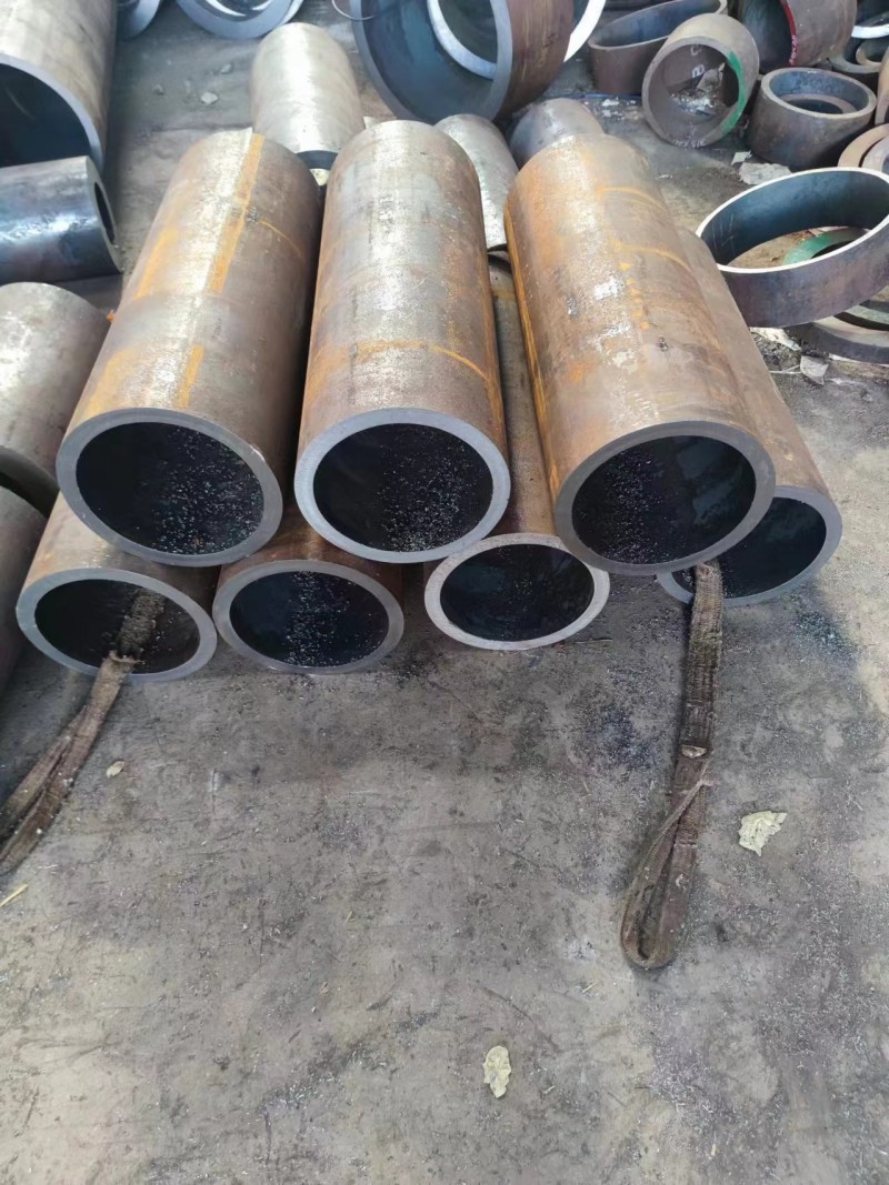 瑞金瑞金瑞金12Cr1MovG无缝钢管切割